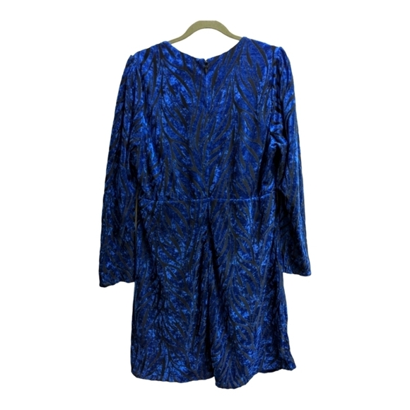 Torrid At The Knee Blue Velvet Dress long sleeve - Picture 3 of 4